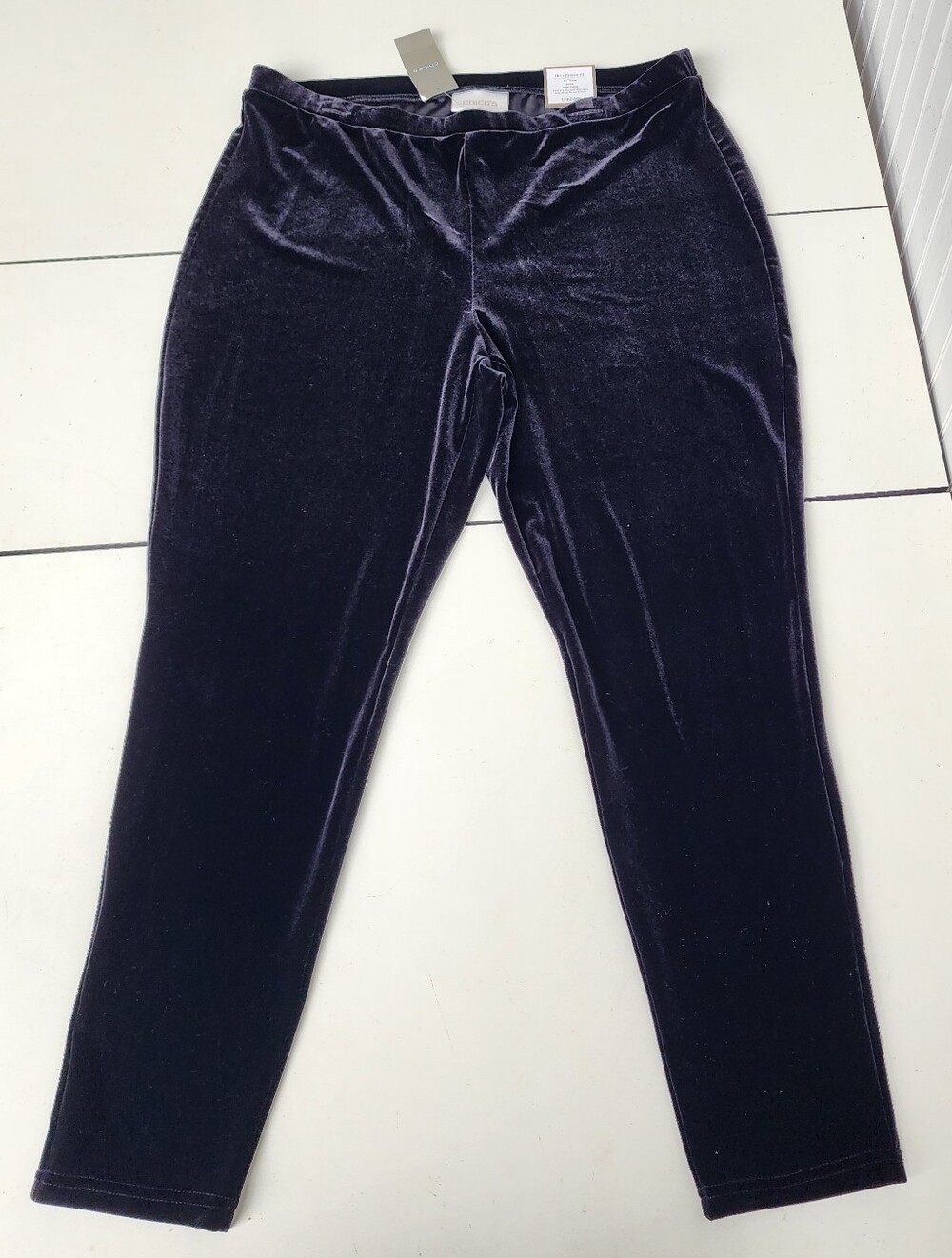NWT $70 Chico's 3 Ultimate Fit Velvet Legging Black Stretch Pull On Pants XL